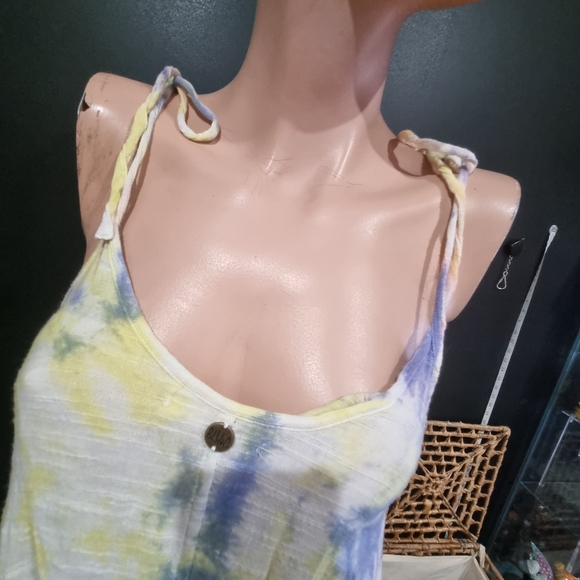 🤩Billabong summer dress☀️ - Picture 3 of 10